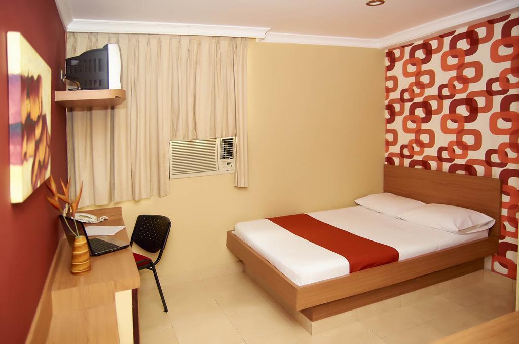 Mar Hotel Кукута Экстерьер фото